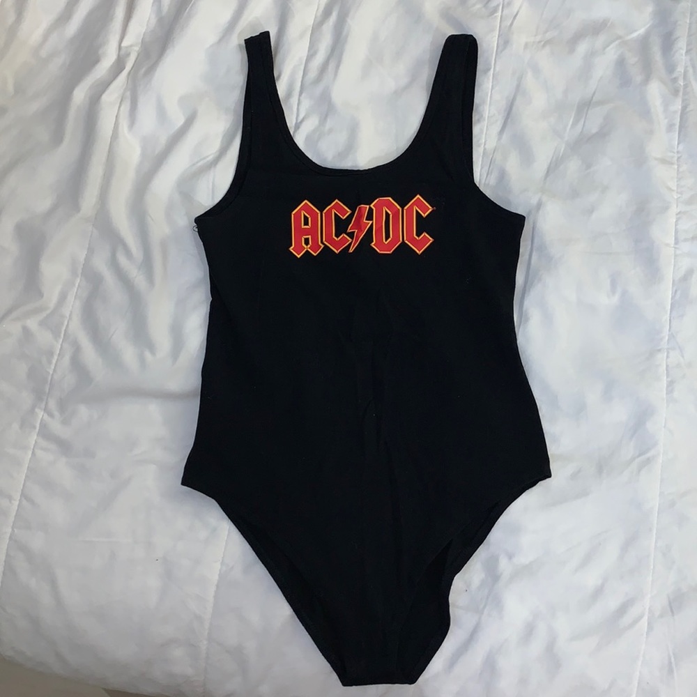 AC/DC bodysuit ❤️🖤